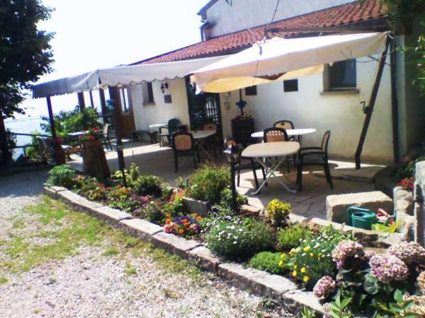 Agriturismo La Roccia Villa Vo Esterno foto